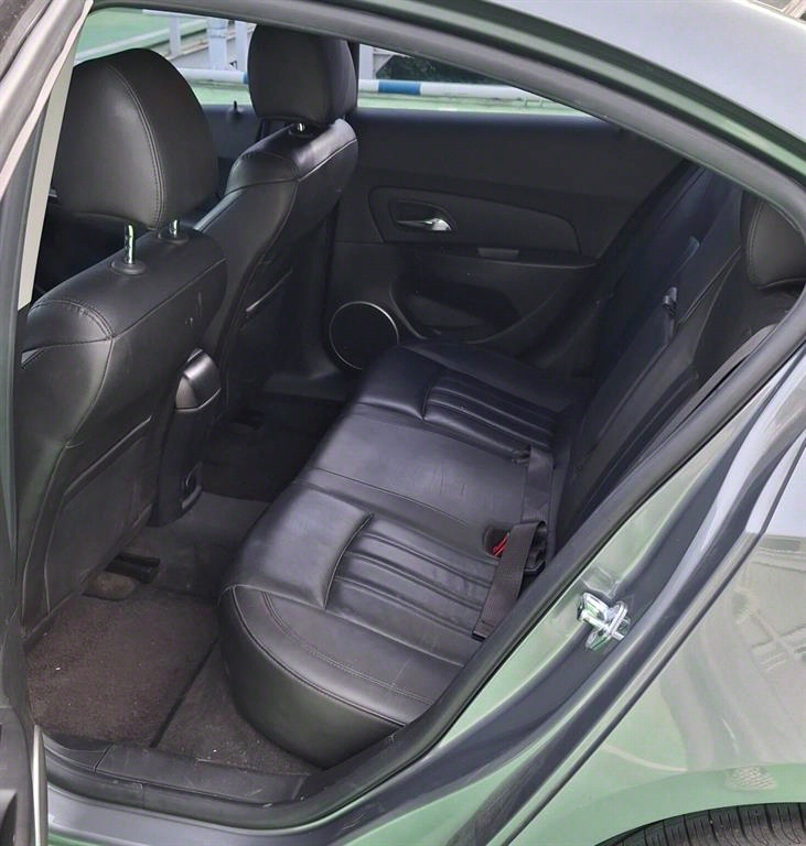 Chevrolet Cruise - Vista 6