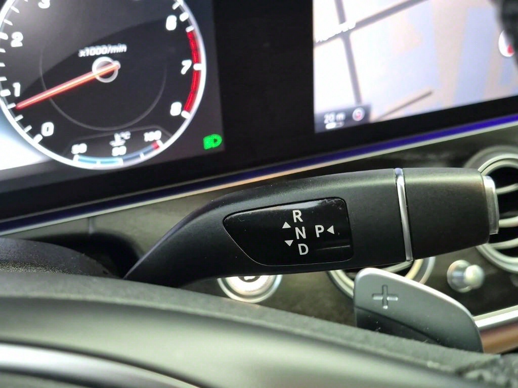 Mercedes Benz E class 2017 Negro - Importación desde Corea - HF Imports Iquique - Foto 14