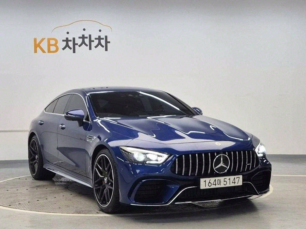 Mercedes Benz AMG GT - Vista 4