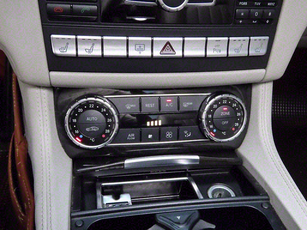 Mercedes Benz CLS Class - Vista 10