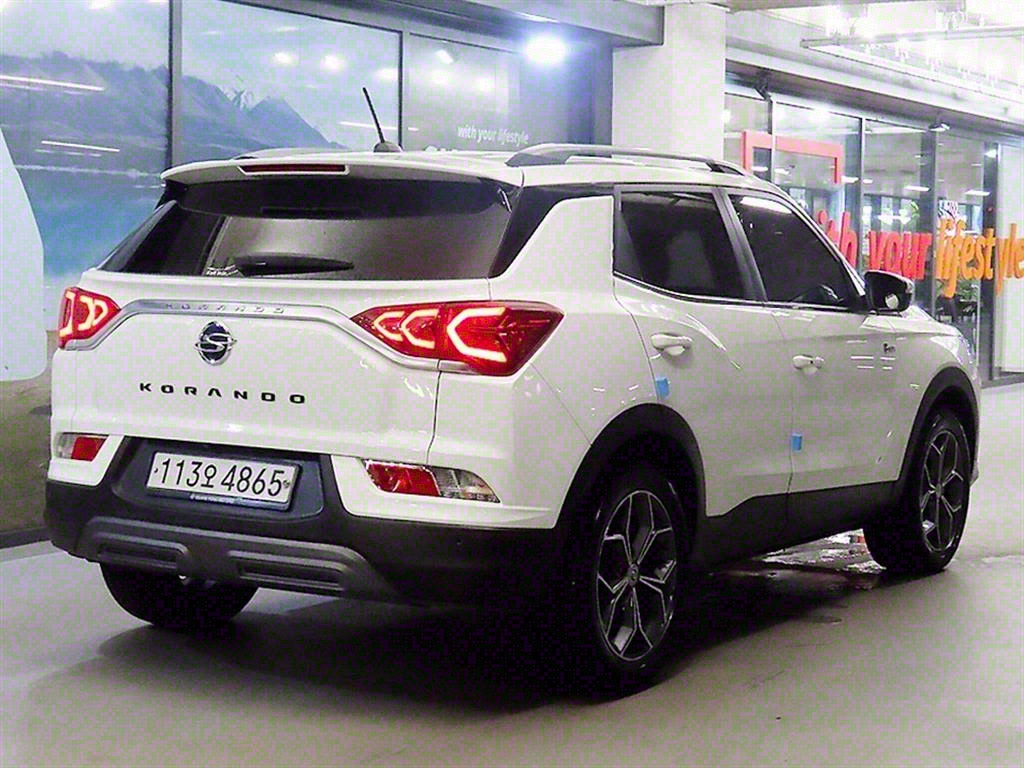 Ssangyong Korando - Vista 4
