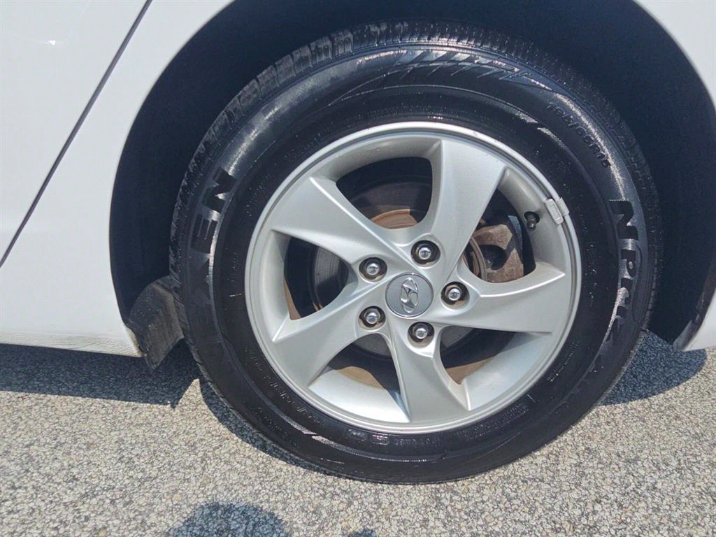 HYUNDAI Avante 2013 Blanco - Importación desde Corea - HF Imports Iquique - Foto 19