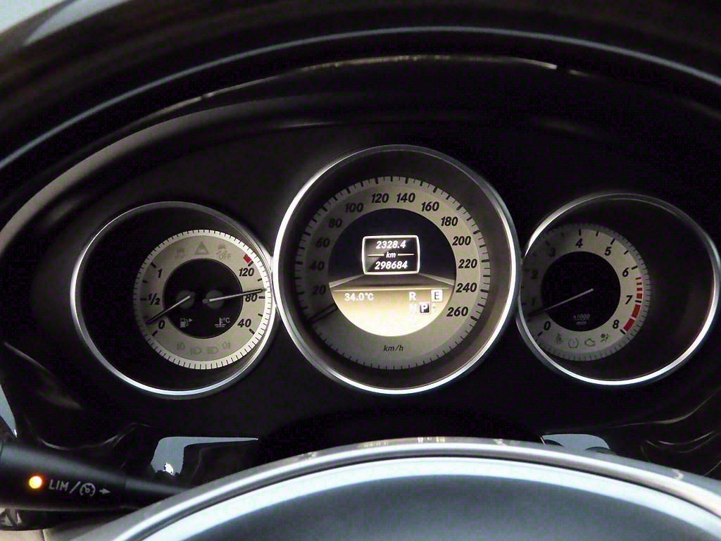 Mercedes Benz CLS Class - Vista 5