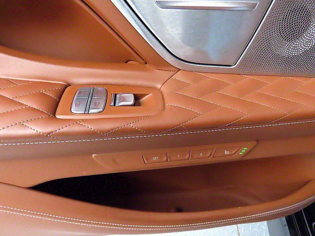 BMW 7 Series - Vista 12