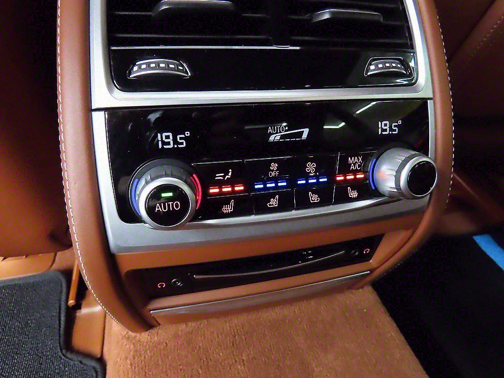 BMW 7 Series 2020 - Importación desde Corea - HF Imports Iquique - Foto 13