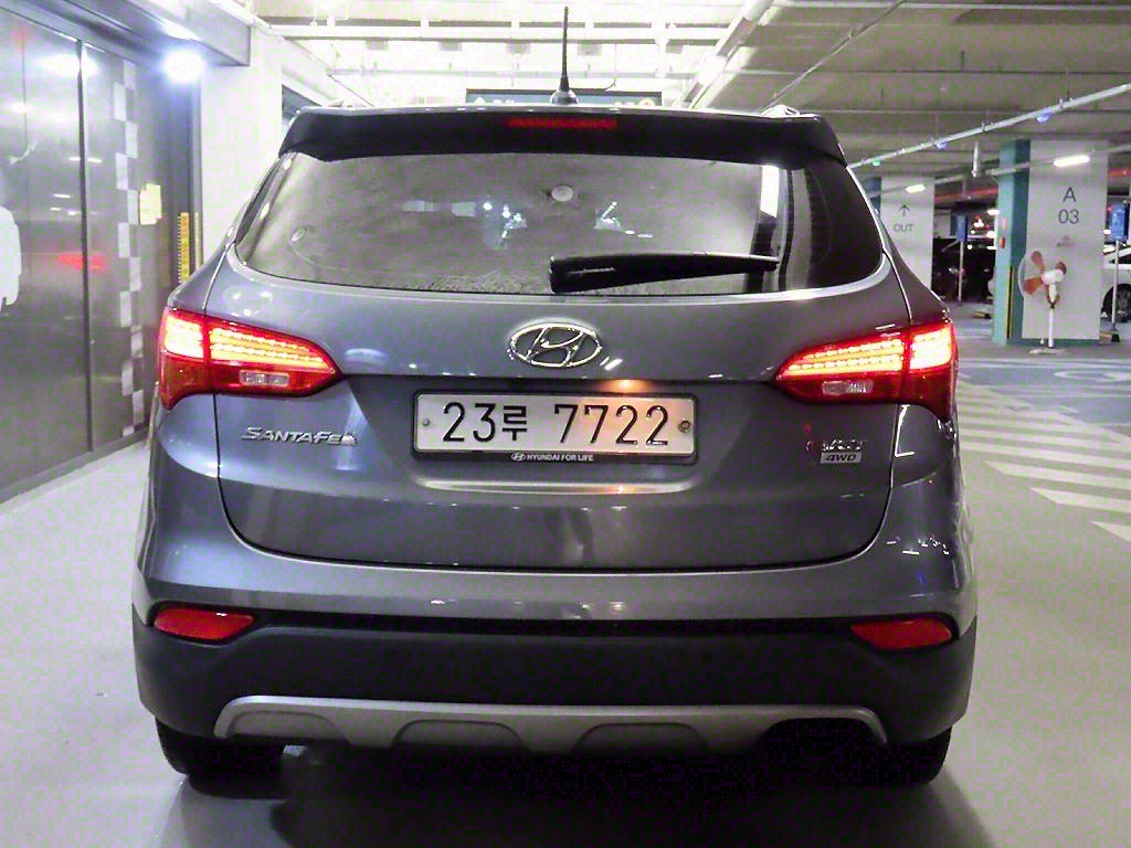 HYUNDAI Santa Fe - Vista 5