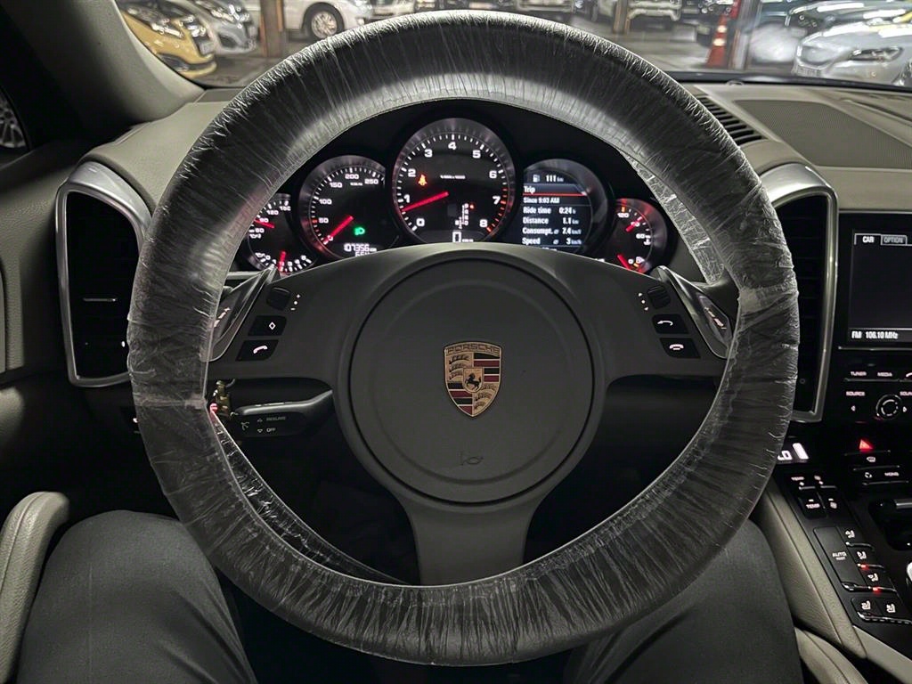 Porsche Cayenne 2013 Negro - Importación desde Corea - HF Imports Iquique - Foto 13