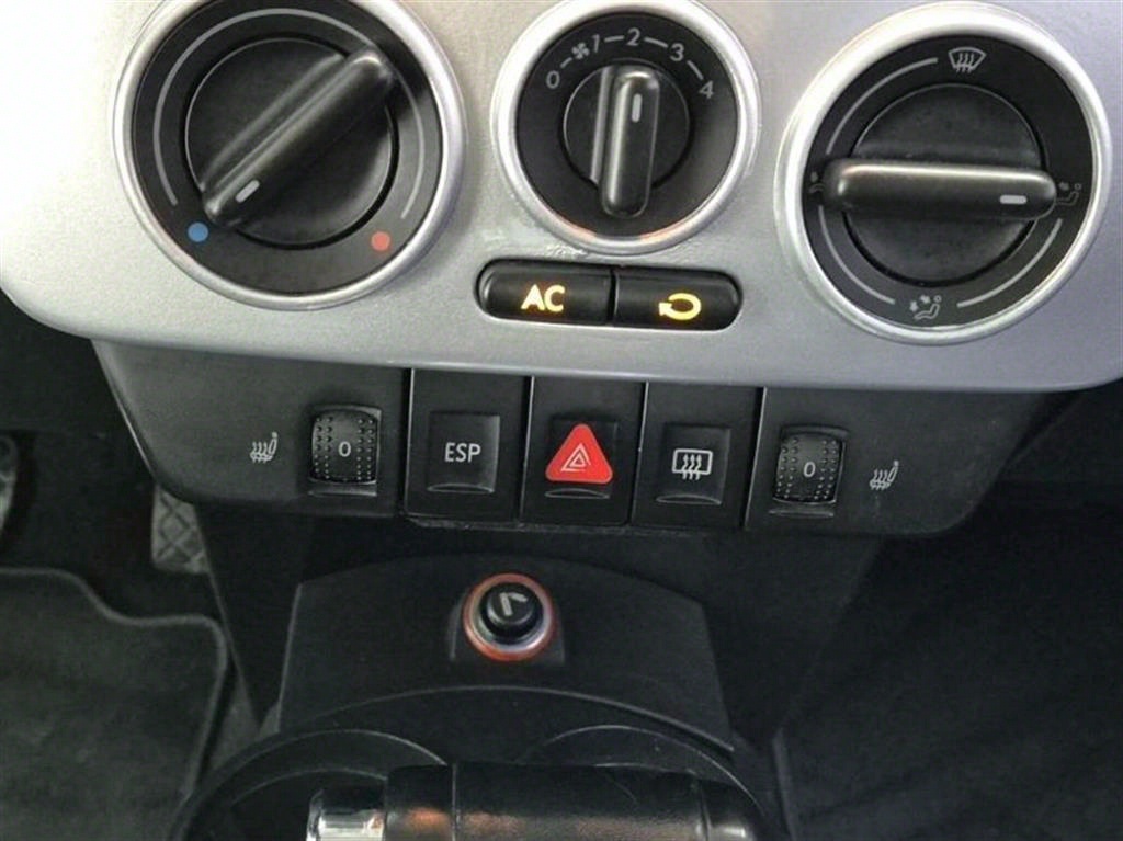 Volkswagen Beetle 2006 Plateado - Importación desde Corea - HF Imports Iquique - Foto 16