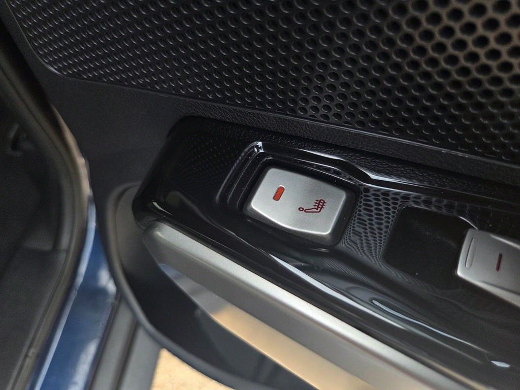 Ssangyong Tivoli 2015 Azul - Importación desde Corea - HF Imports Iquique - Foto 17