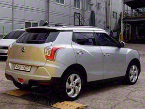 Ssangyong Tivoli - Vista 8