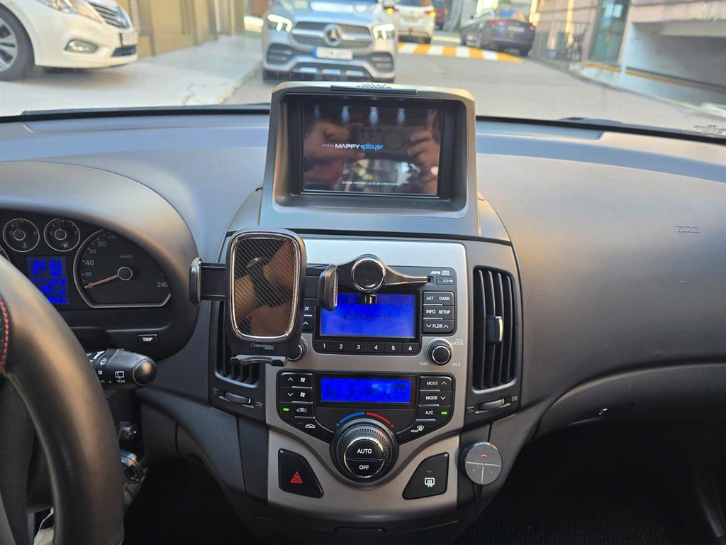 HYUNDAI i30 - Vista 5