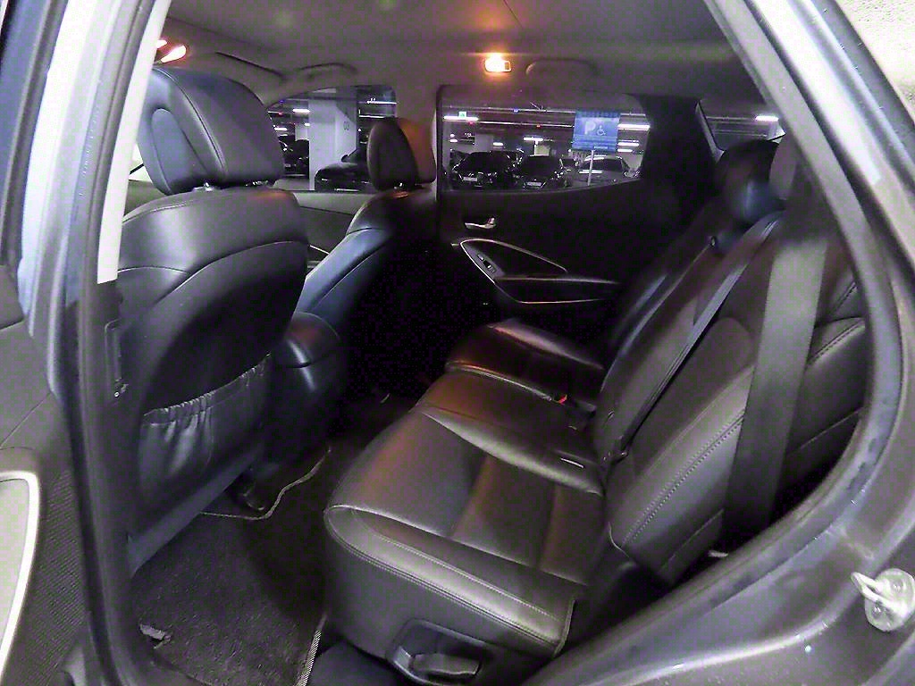 HYUNDAI Santa Fe - Vista 7