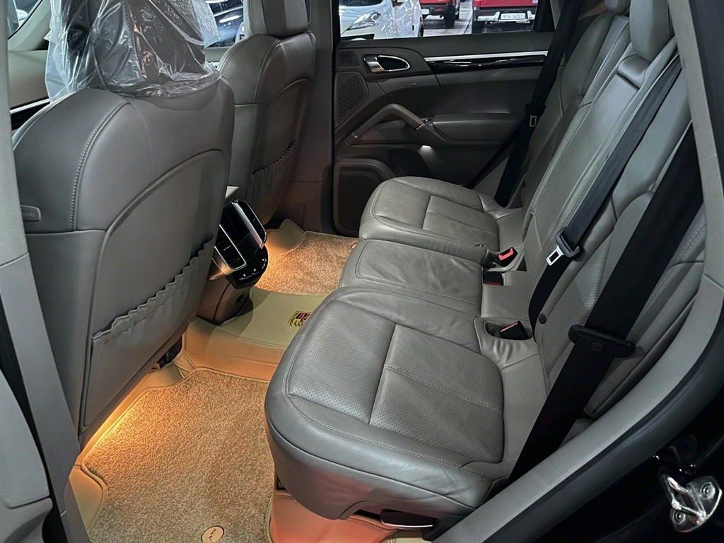 Porsche Cayenne - Vista 7
