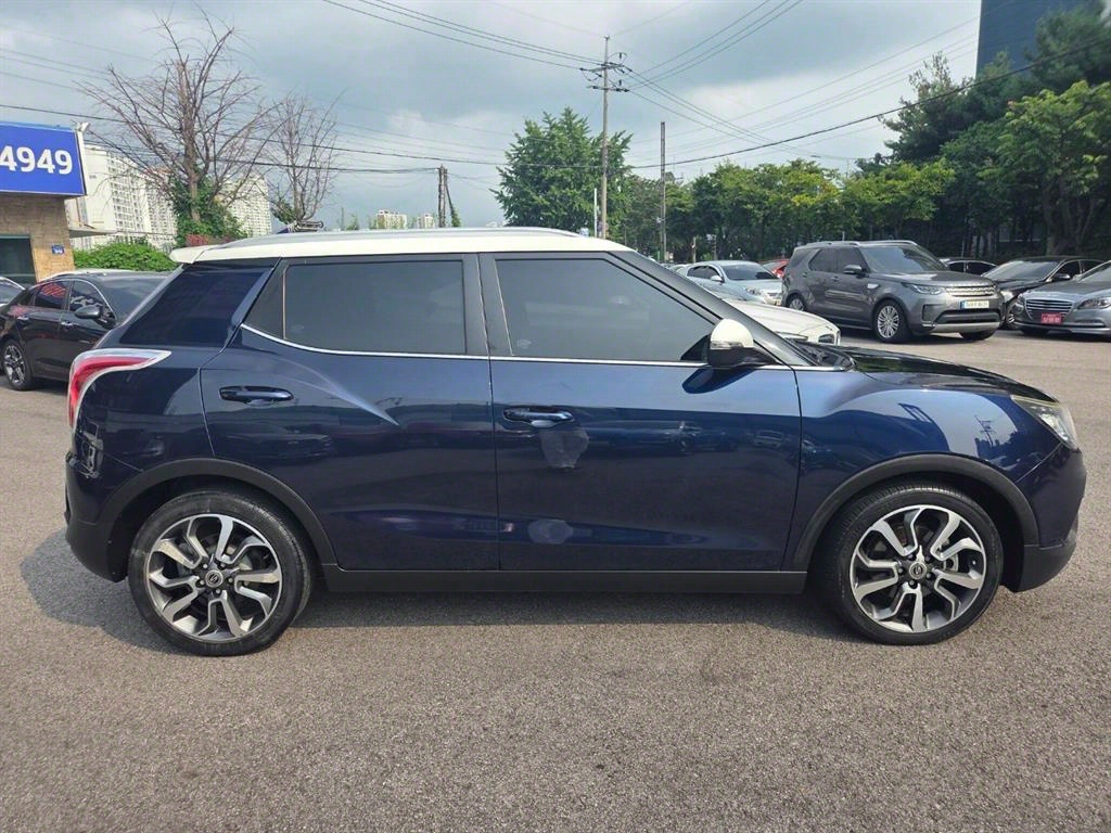 Ssangyong Tivoli - Vista 6