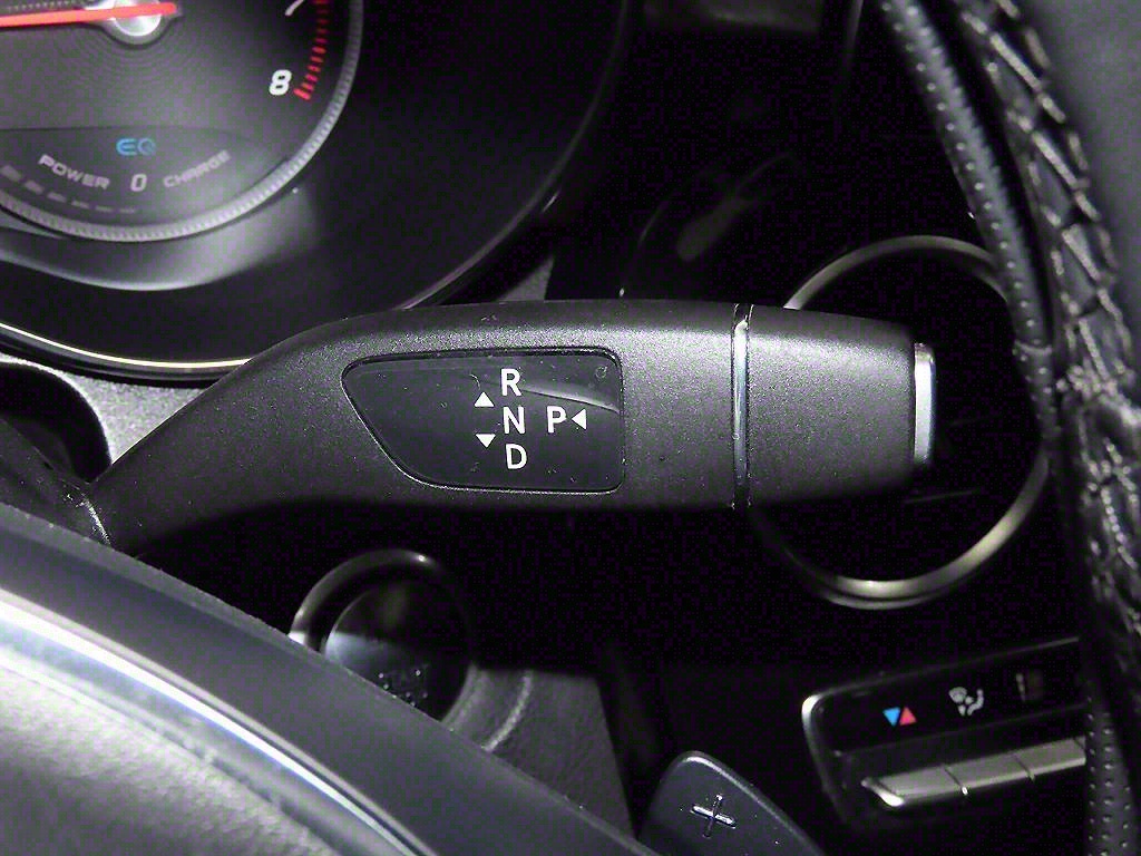 Mercedes Benz GLC Class 2019 Blanco - Importación desde Corea - HF Imports Iquique - Foto 13