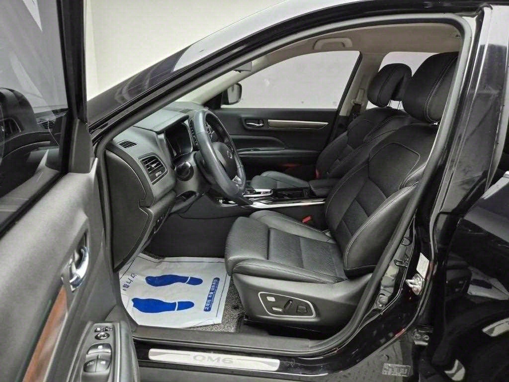 SAMSUNG QM6 - Vista 11