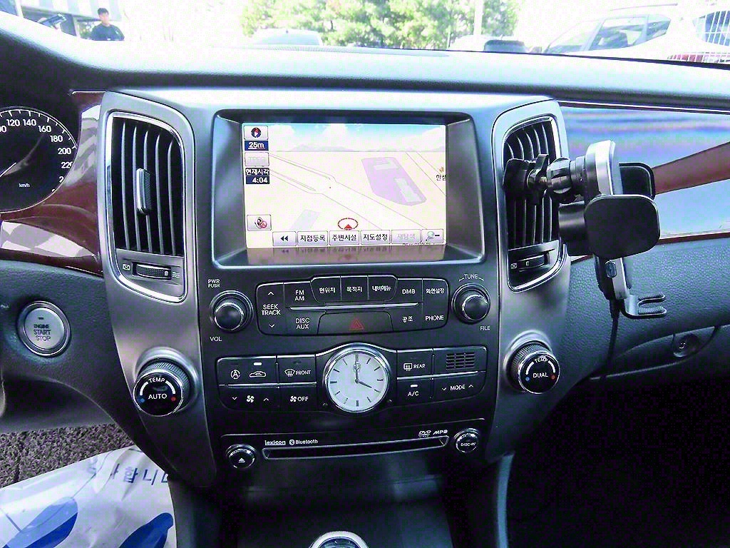 HYUNDAI Equus 2011 Negro - Importación desde Corea - HF Imports Iquique - Foto 13