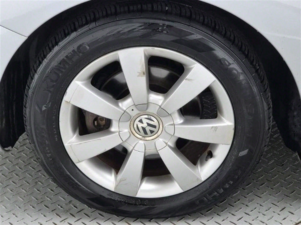 Volkswagen Beetle 2006 Plateado - Importación desde Corea - HF Imports Iquique - Foto 18