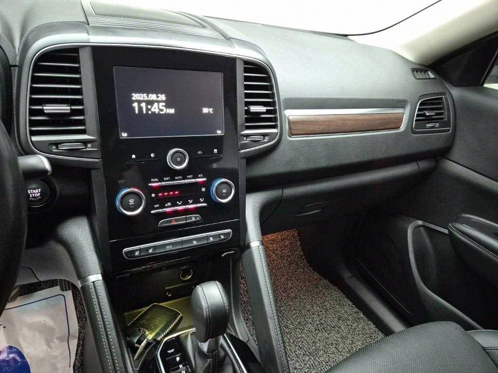 SAMSUNG QM6 - Vista 10