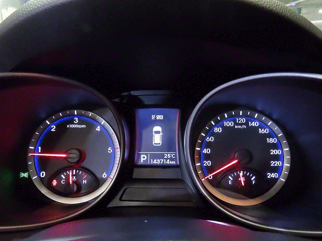 HYUNDAI Santa Fe - Vista 9