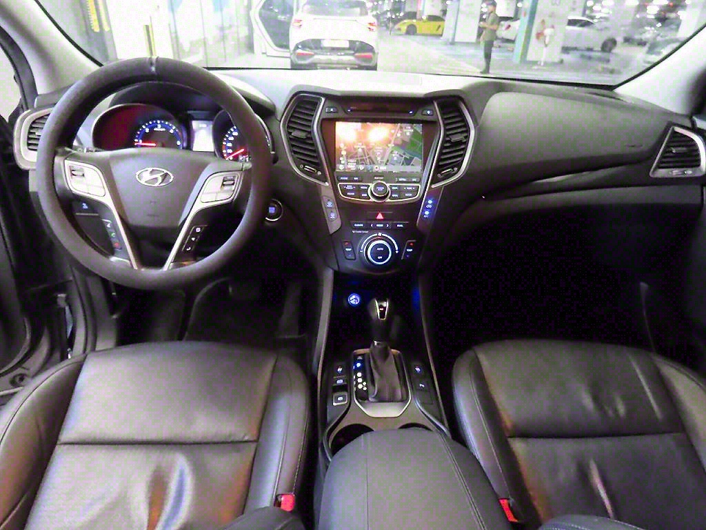 HYUNDAI Santa Fe - Vista 10