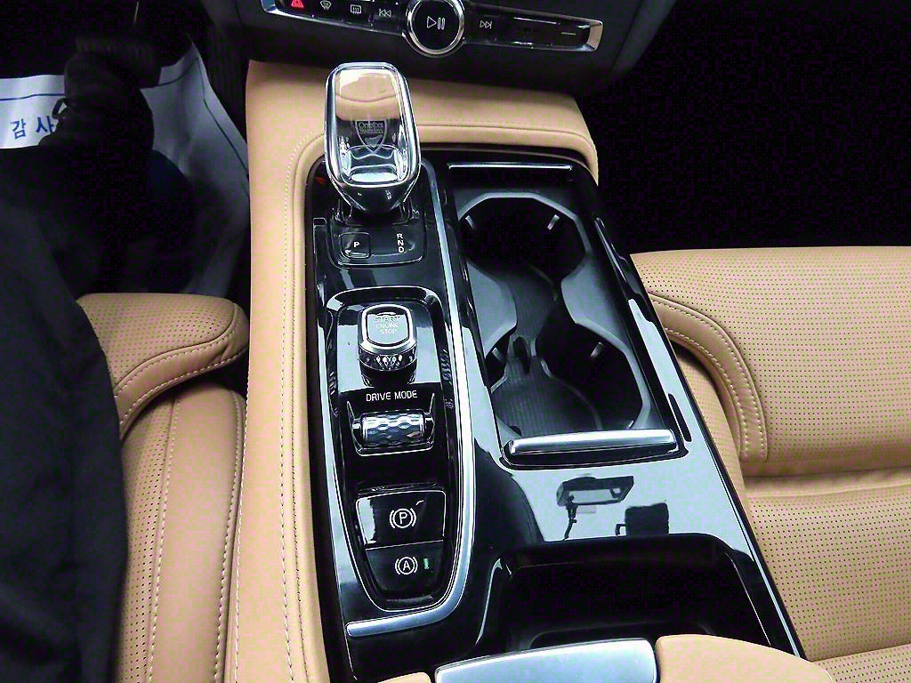 Volvo S90 - Vista 11