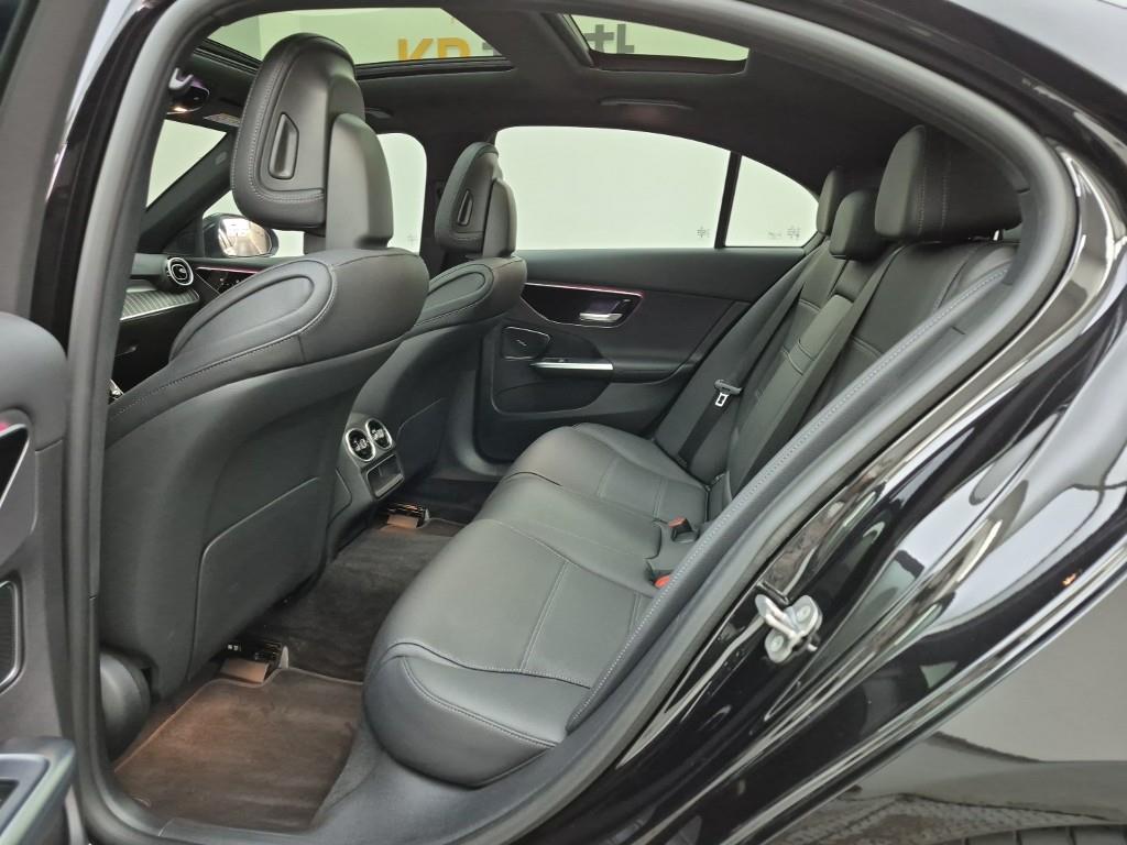 Mercedes Benz C Class - Vista 12