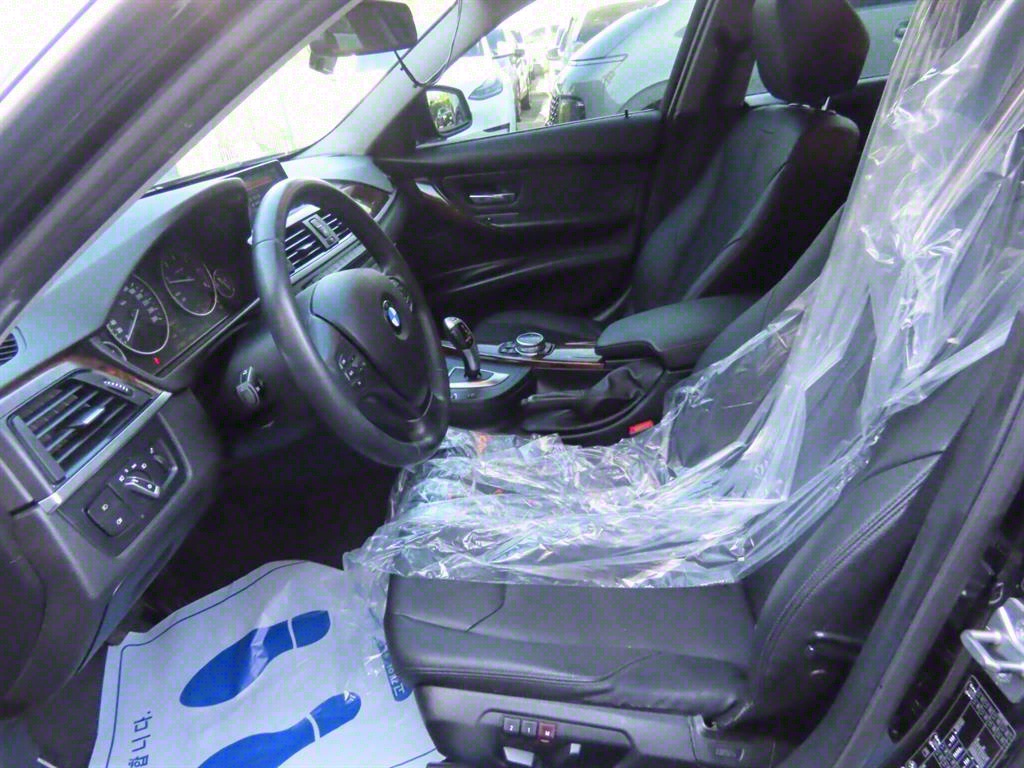 BMW 3 series 2014 Negro - Importación desde Corea - HF Imports Iquique - Foto 10