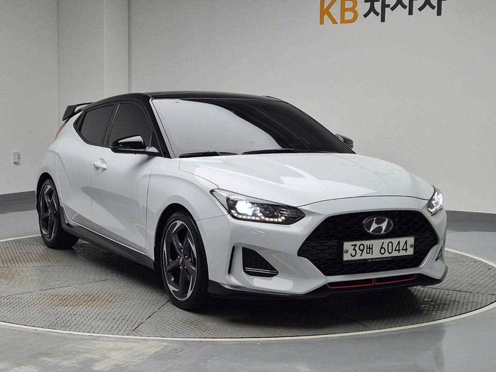 HYUNDAI Veloster - Vista 4