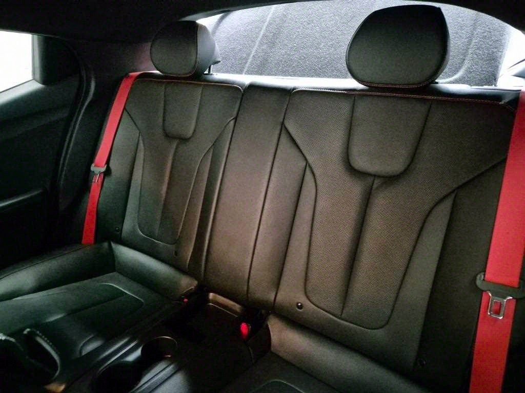 HYUNDAI Veloster - Vista 12