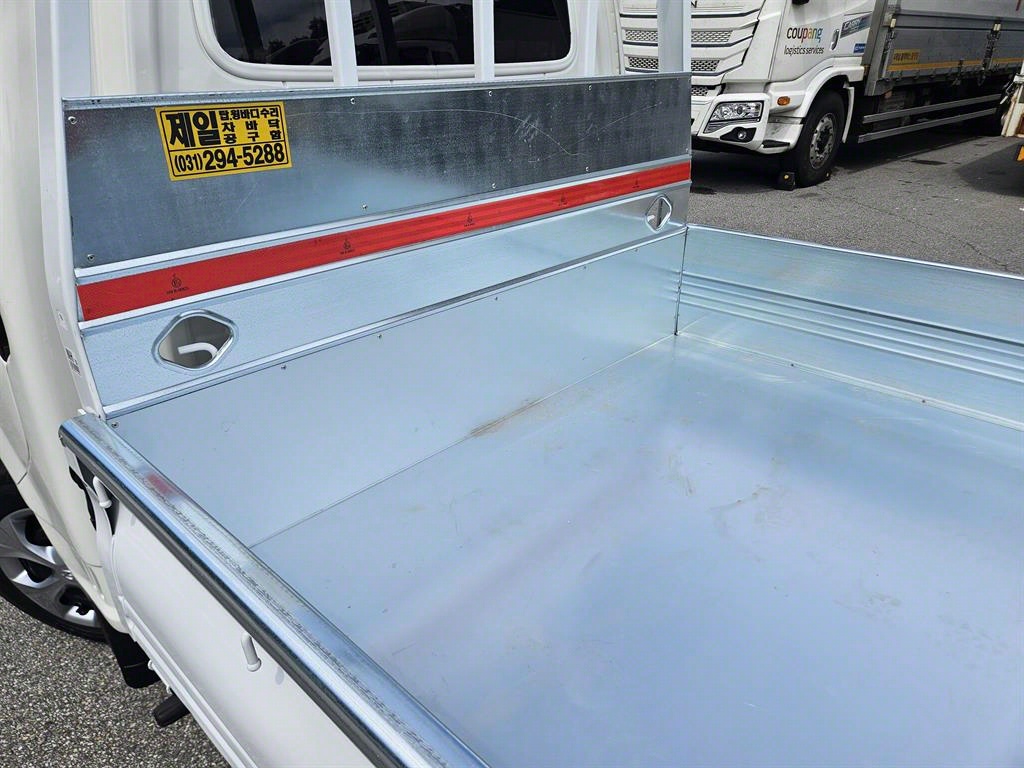 Small Truck Cargo (small) - Vista 10
