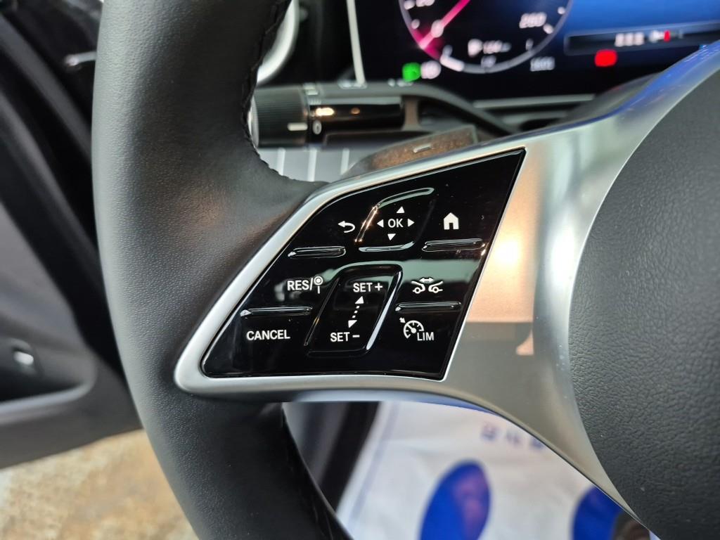 Mercedes Benz C Class 2024 Negro - Importación desde Corea - HF Imports Iquique - Foto 16