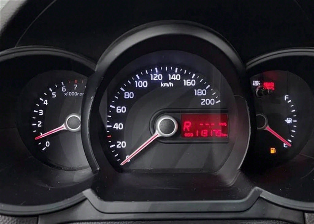 KIA Morning - Vista 11