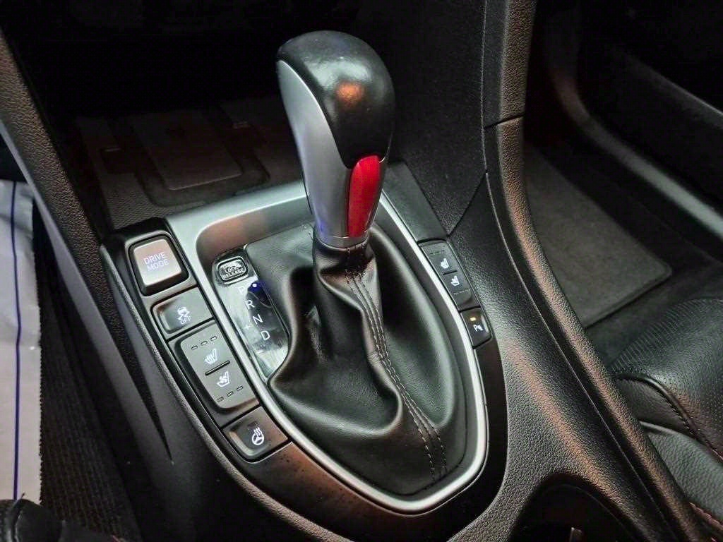 HYUNDAI Veloster - Vista 8