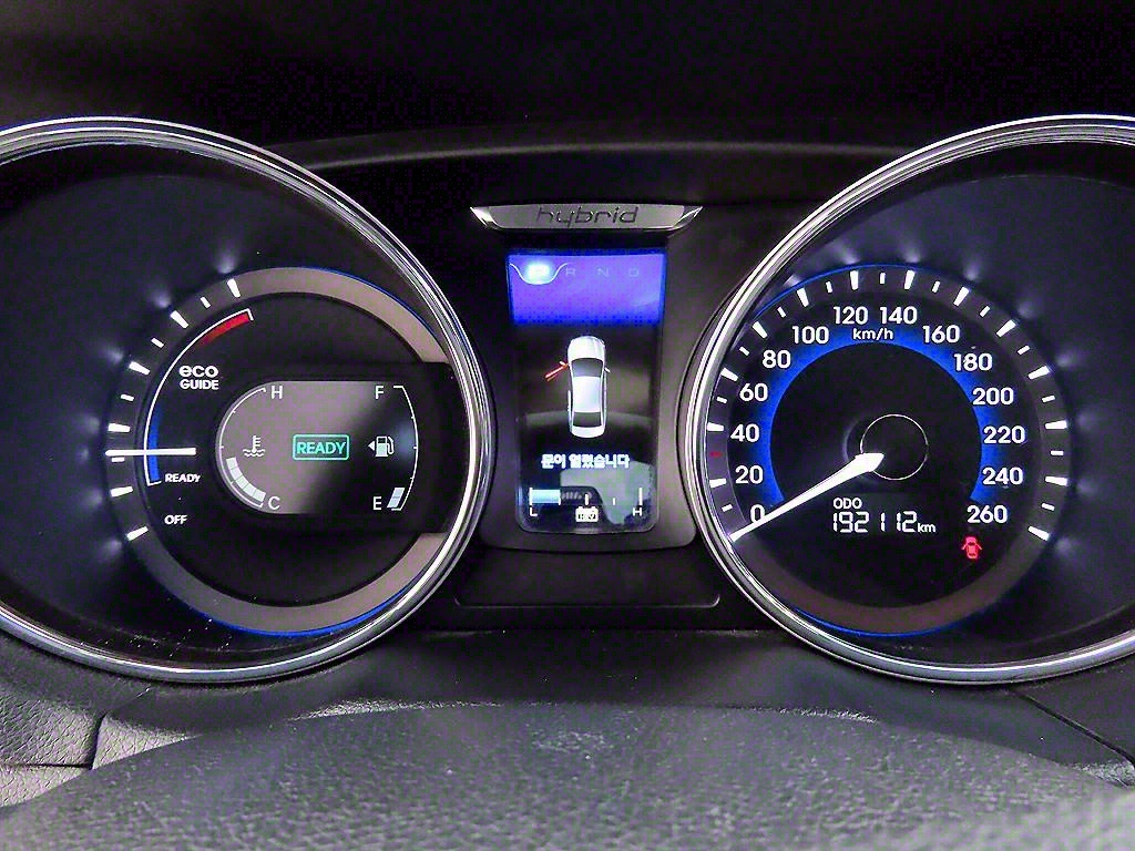 HYUNDAI Sonata - Vista 9