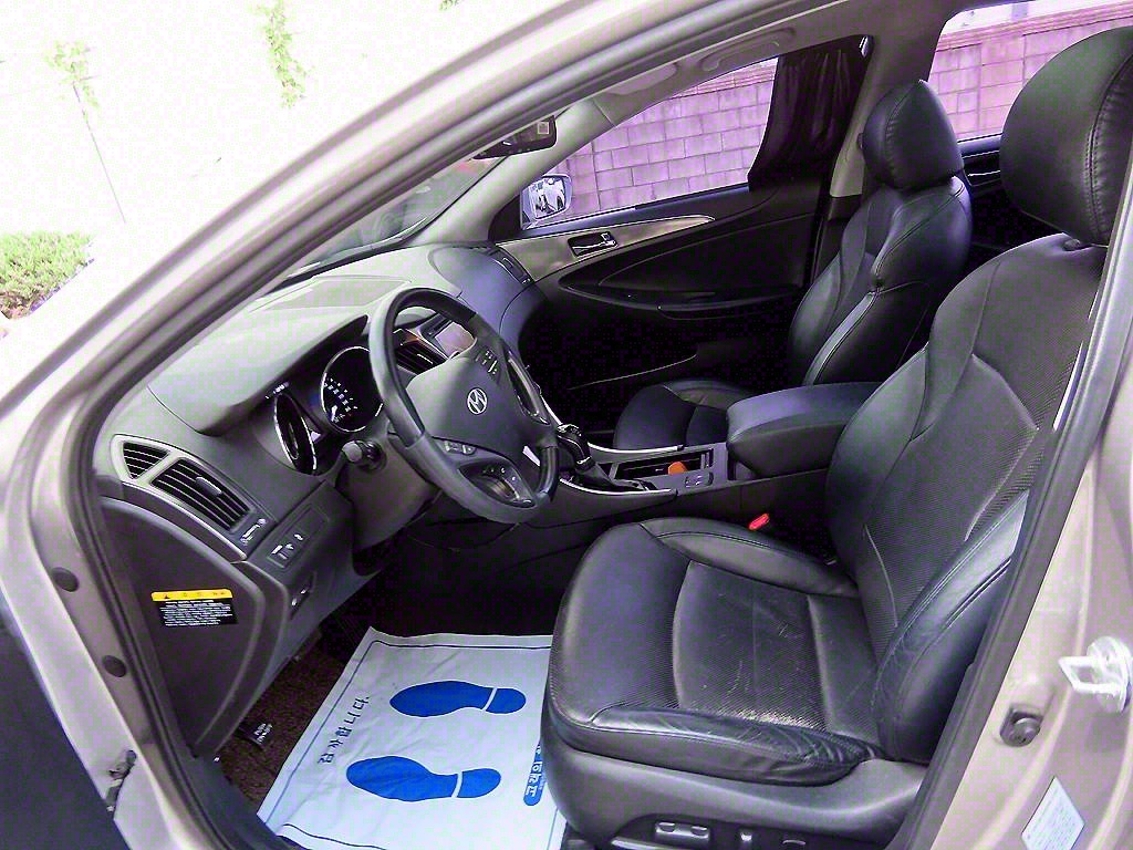 HYUNDAI Sonata - Vista 5