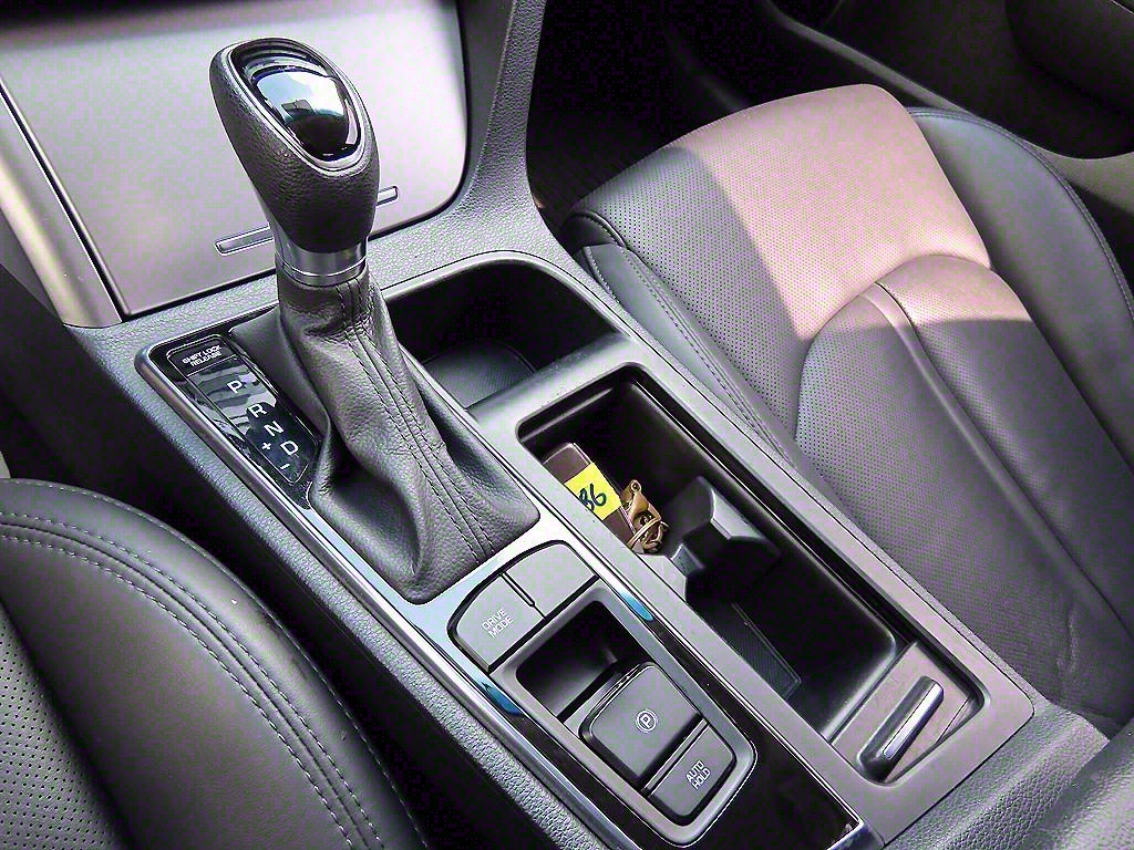 HYUNDAI Sonata - Vista 10