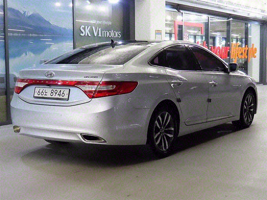 HYUNDAI Grandeur - Vista 6