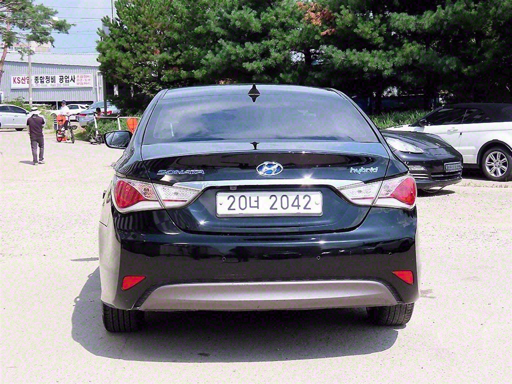 HYUNDAI Sonata - Vista 4