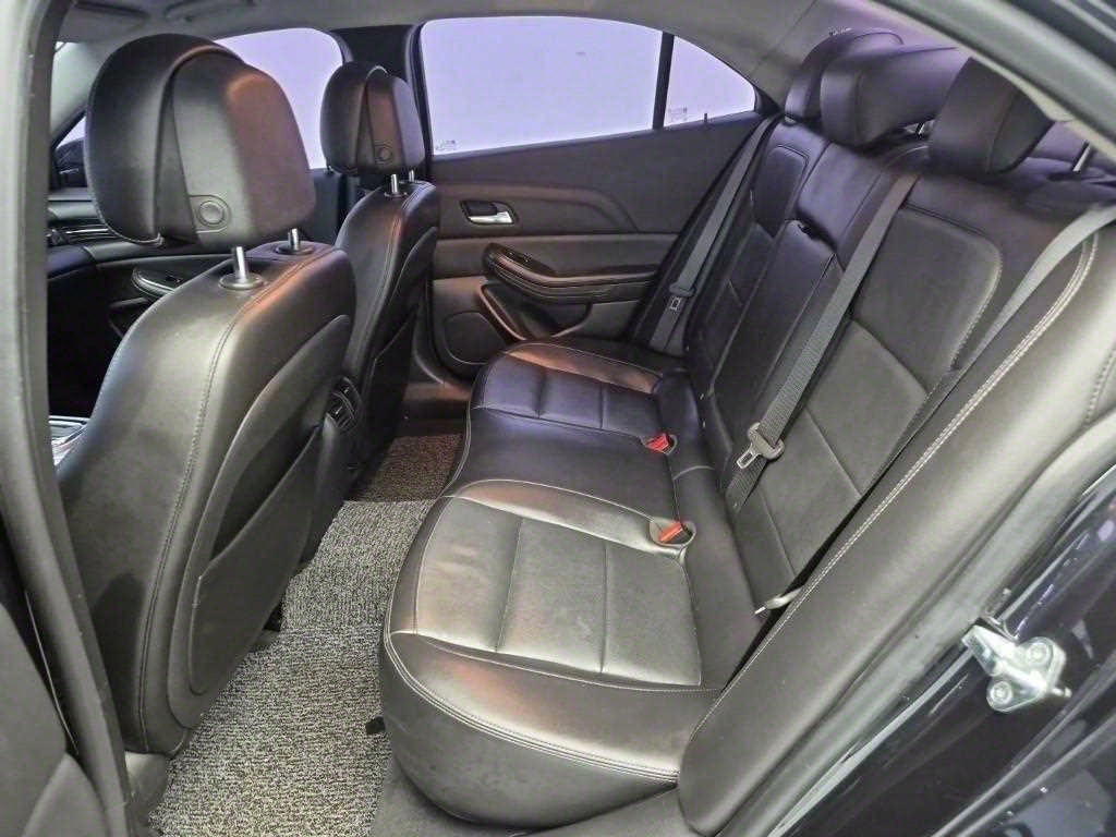 Chevrolet Malibu - Vista 12