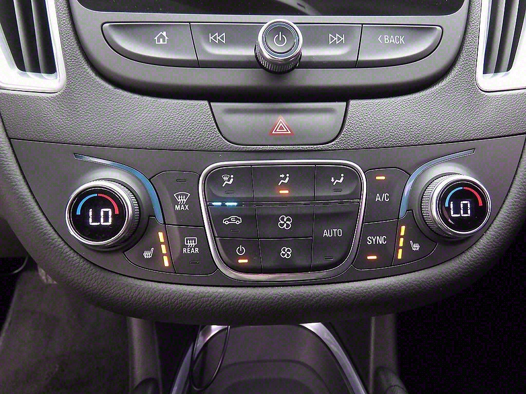 Chevrolet Malibu - Vista 11