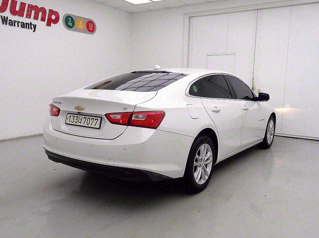 Chevrolet Malibu - Vista 4