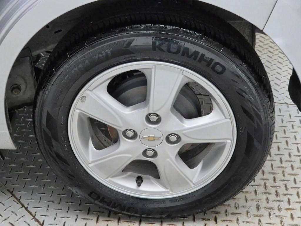 Chevrolet Spark 2017 Plateado - Importación desde Corea - HF Imports Iquique - Foto 18