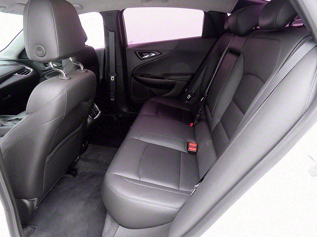 Chevrolet Malibu - Vista 6