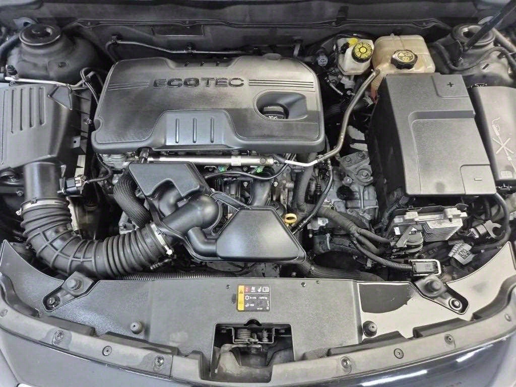 Chevrolet Malibu - Vista 5