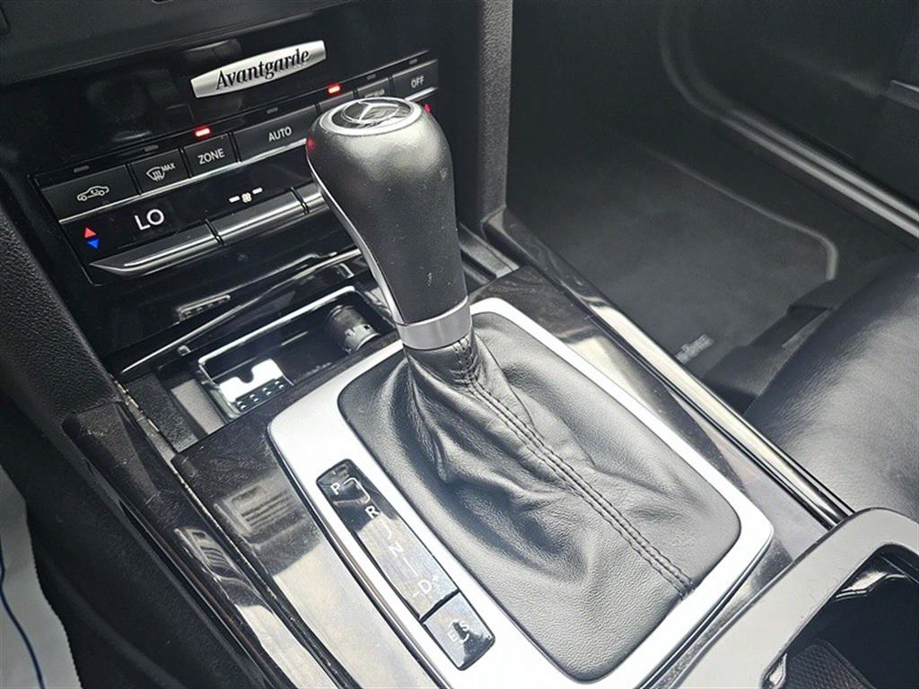 Mercedes Benz E class 2011 Plateado - Importación desde Corea - HF Imports Iquique - Foto 15