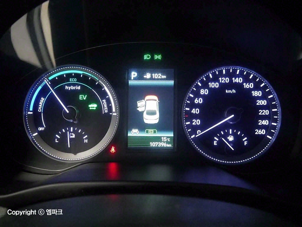 HYUNDAI Grandeur - Vista 7