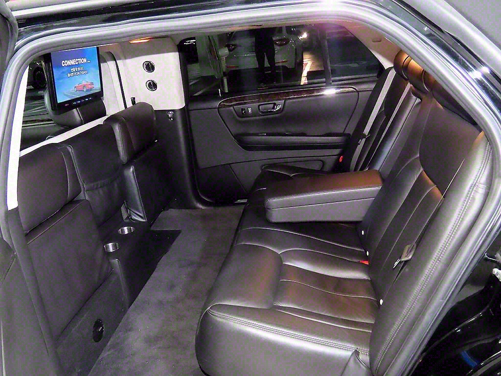 Cadillac DTS - Vista 7