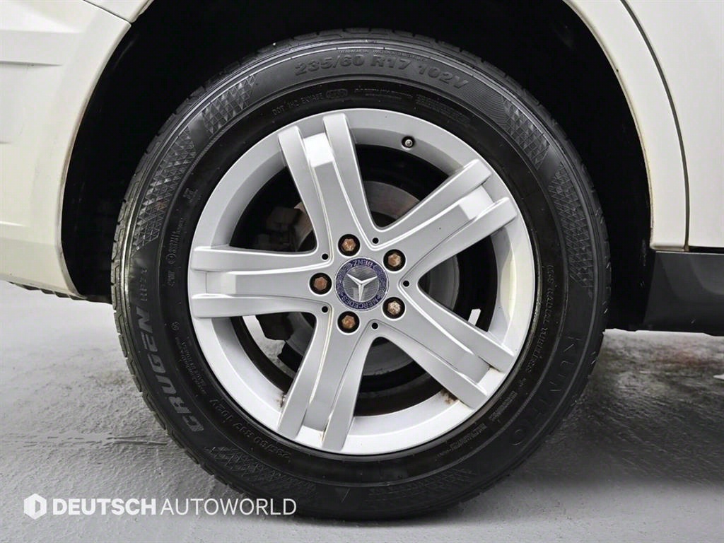 Mercedes Benz GLK Class - Vista 5