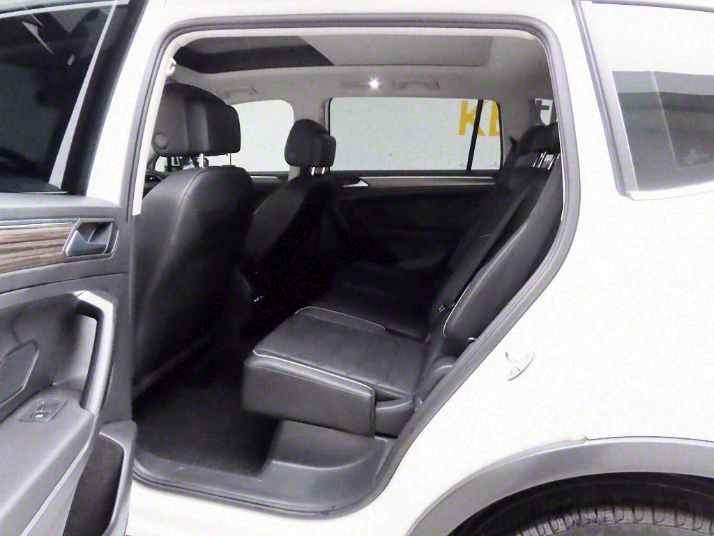 Volkswagen Tiguan 2023 Blanco - Importación desde Corea - HF Imports Iquique - Foto 13